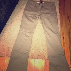 Dickies women’s khakis